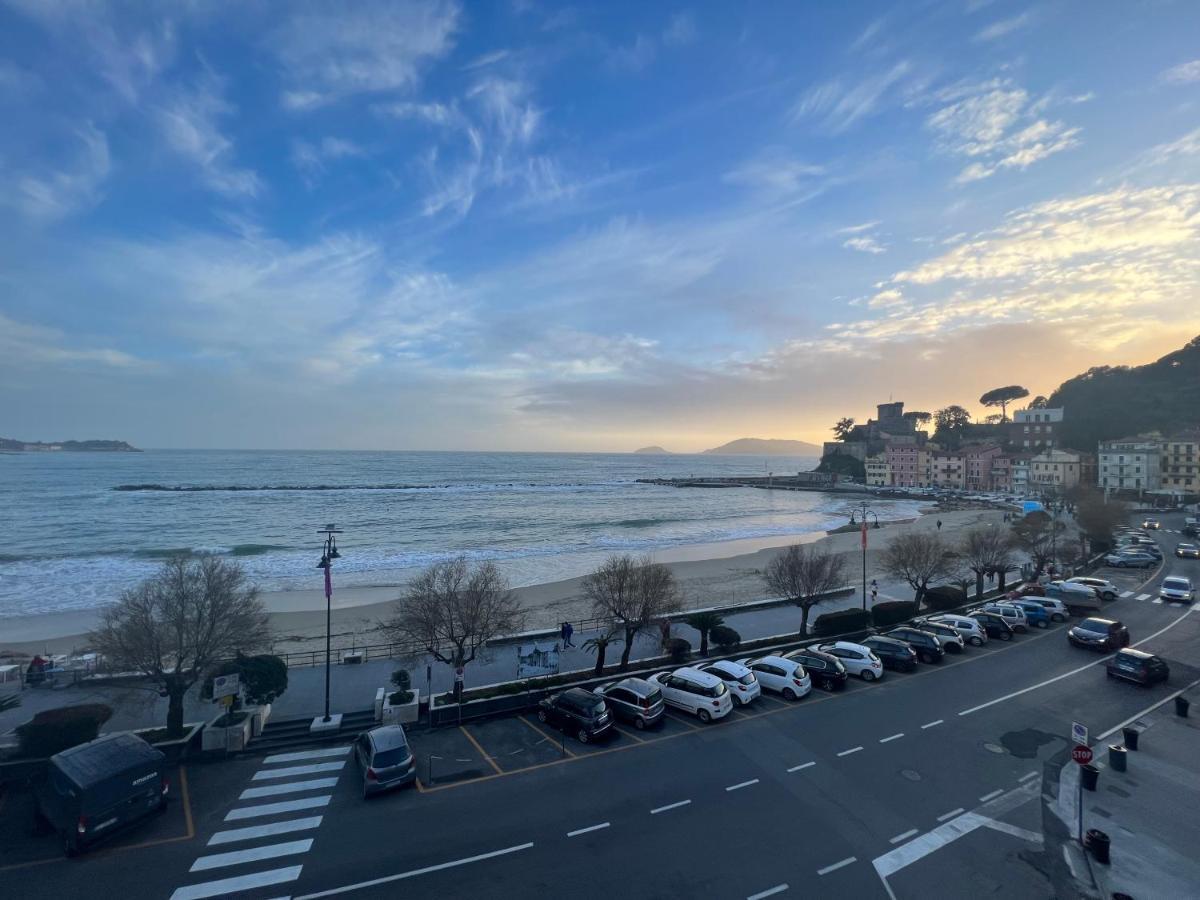 Appartement Trilocale Seaside - San Terenzo, Lerici Extérieur photo